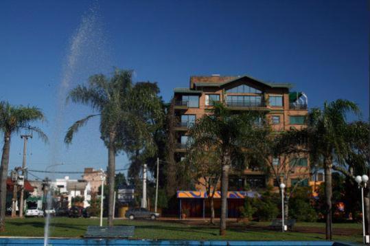 Edificio Nicolas Y Marcelo Siry Posadas Exterior foto